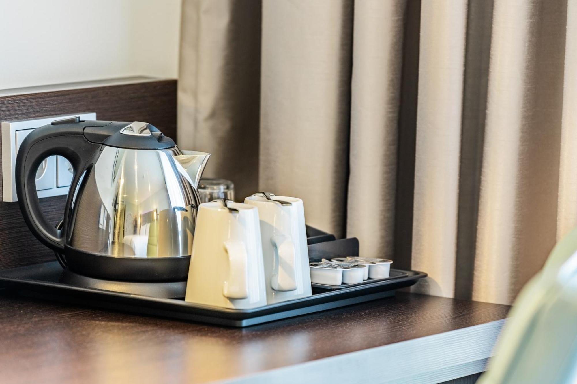 Premier Inn Berlin City Wilmersdorf ภายนอก รูปภาพ