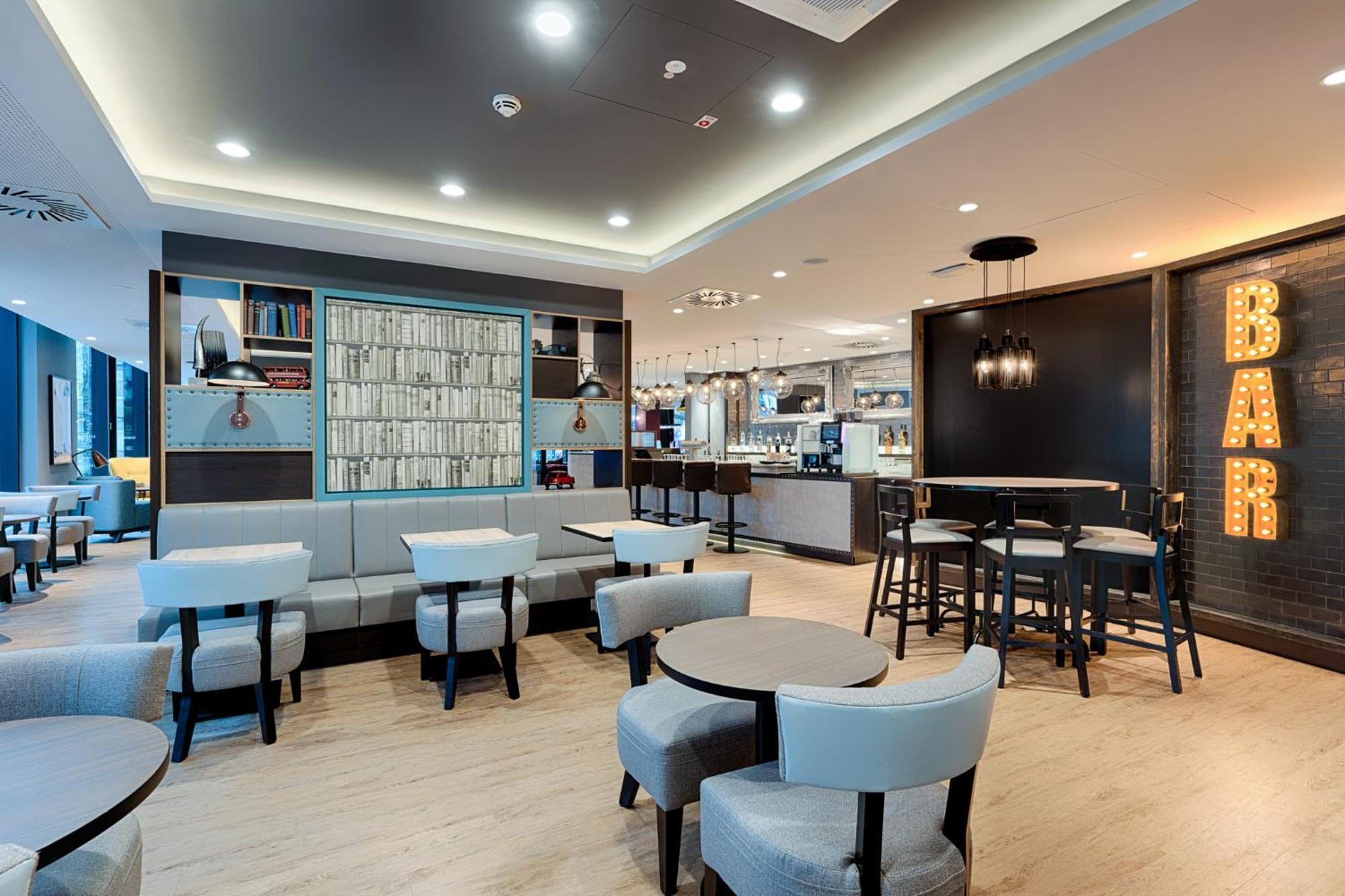 Premier Inn Berlin City Wilmersdorf ภายนอก รูปภาพ